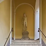 Palazzo Incontri Appartamento *