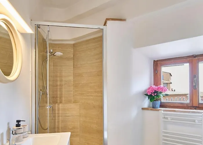 Palazzo Incontri Apartamento *